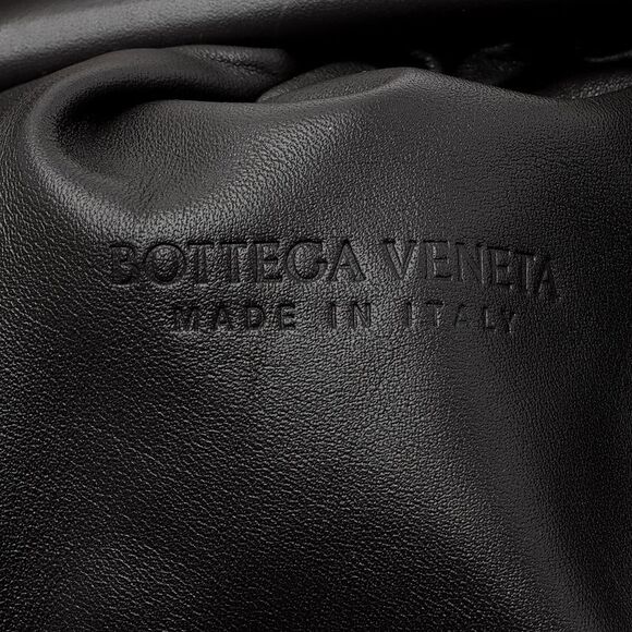 Bottega Veneta Calfskin The Pouch Clutch - Picture 6 of 13